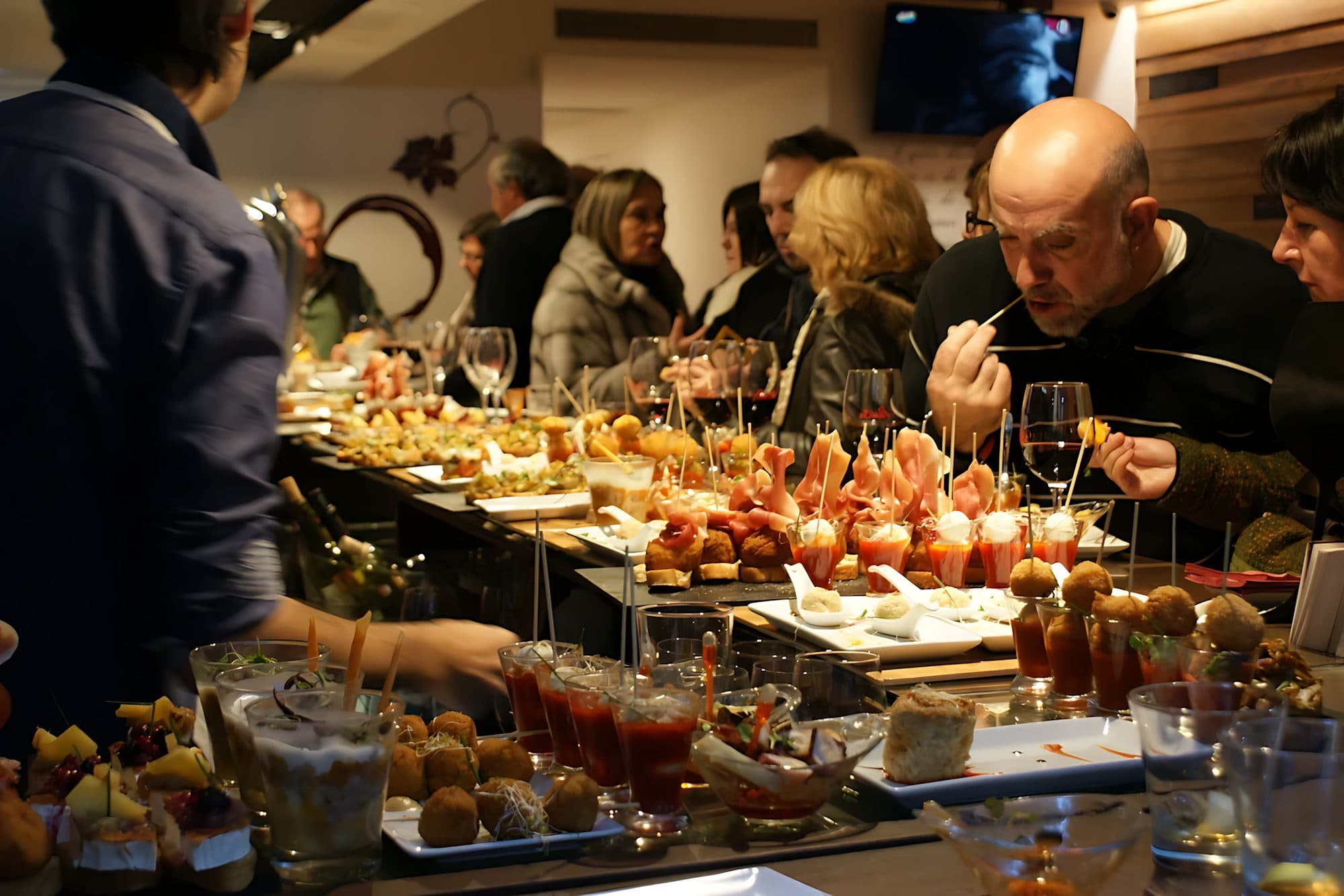 Calle Laurel de Logroño, llena de bares de pinchos